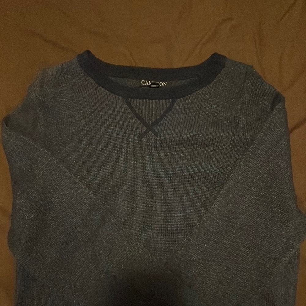 vintage blue sweater medium